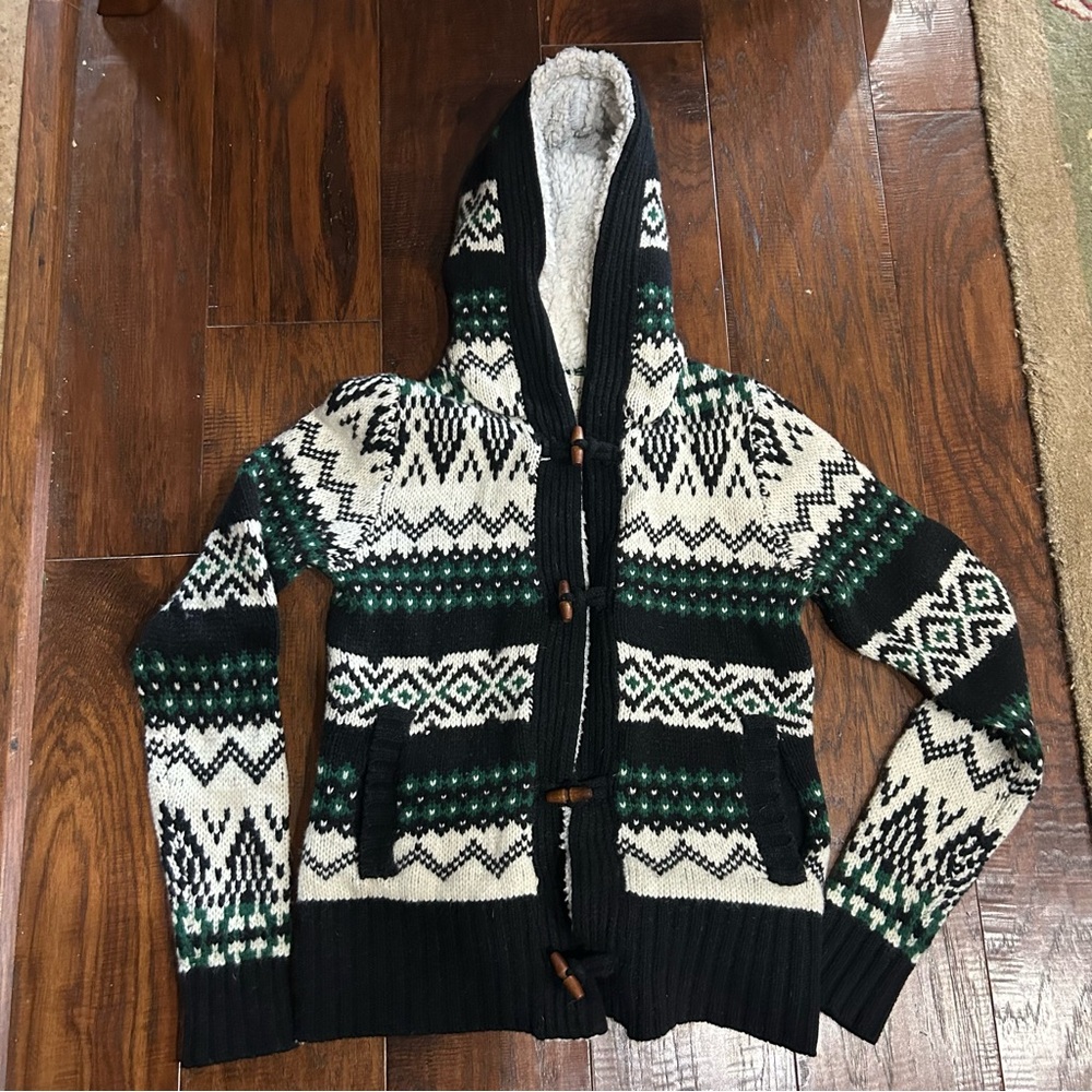 Cambridge Lambswool Blend Hooded Geometric Button Sweater Sm Woodsy Cozy Grandma